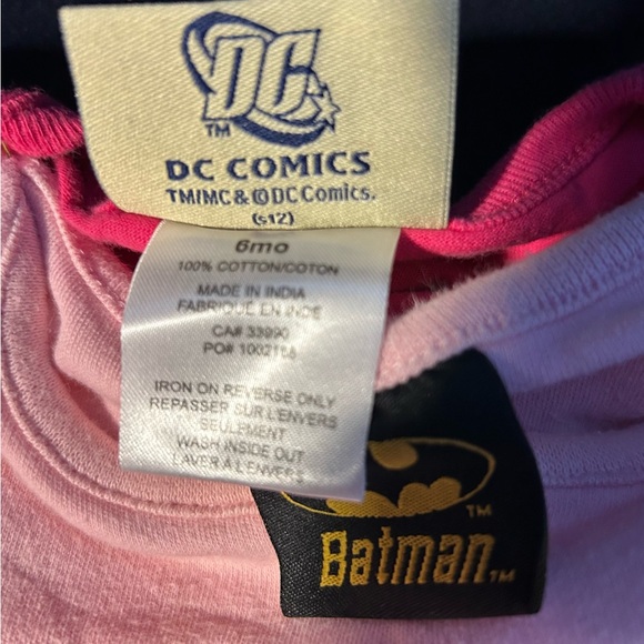 Bat man / Super girl Onesie set - Picture 3 of 4